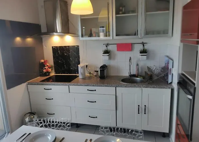 Flat ディジョン